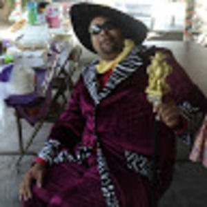 Meet your Posher, Julius